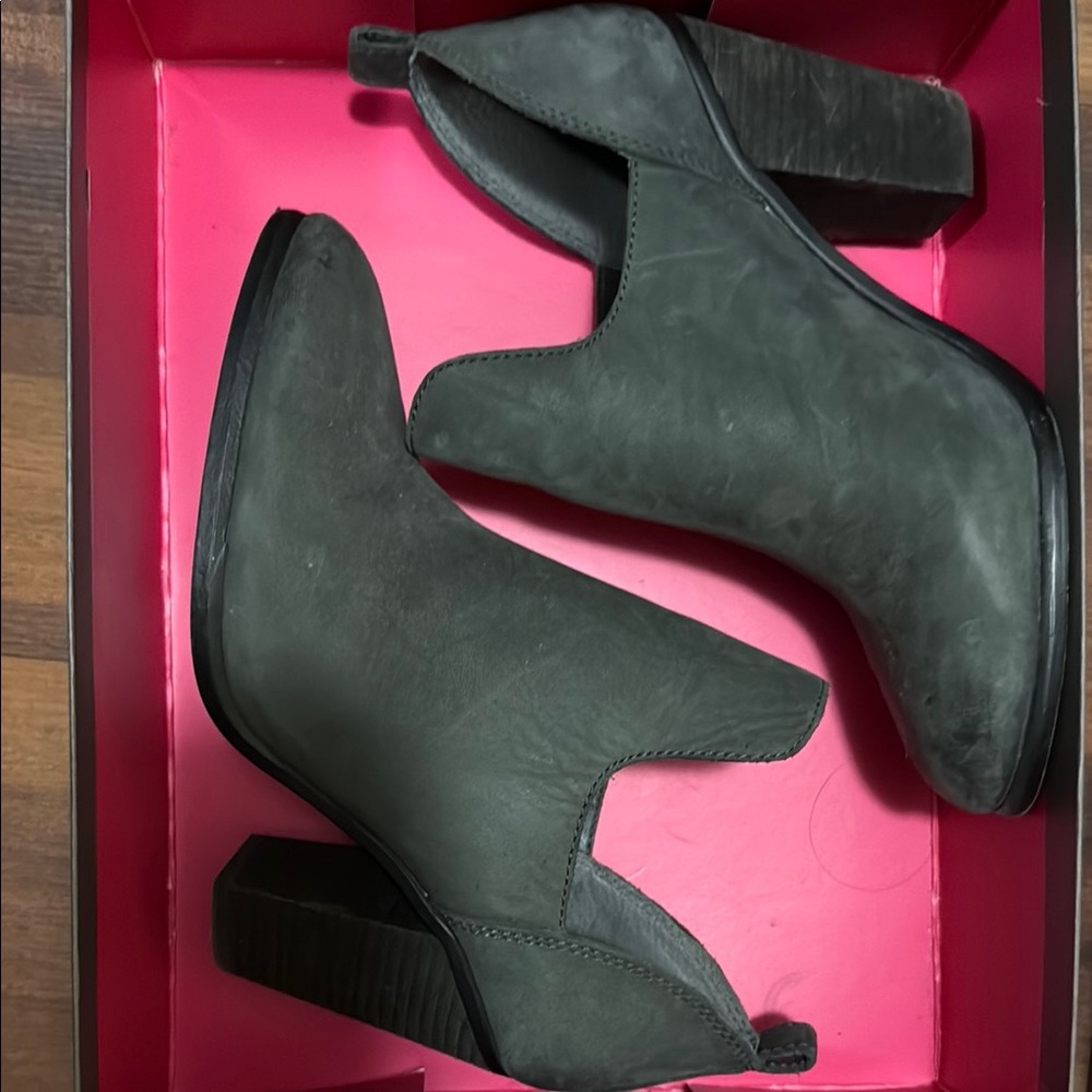Vince Camuto Dark Gray Ankle Booties